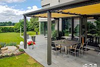 Erweiterbar mit schiebbaren Glaswänden