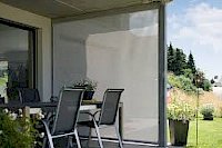Mit leicht transparentem Soltis Stoff