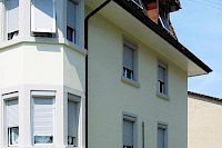 Sanierung eines MFH mit Rufalex Rollladenelementen MONTFIX inkl. Ausstellern