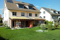 Airomatic über Holzpergola als Beschattung